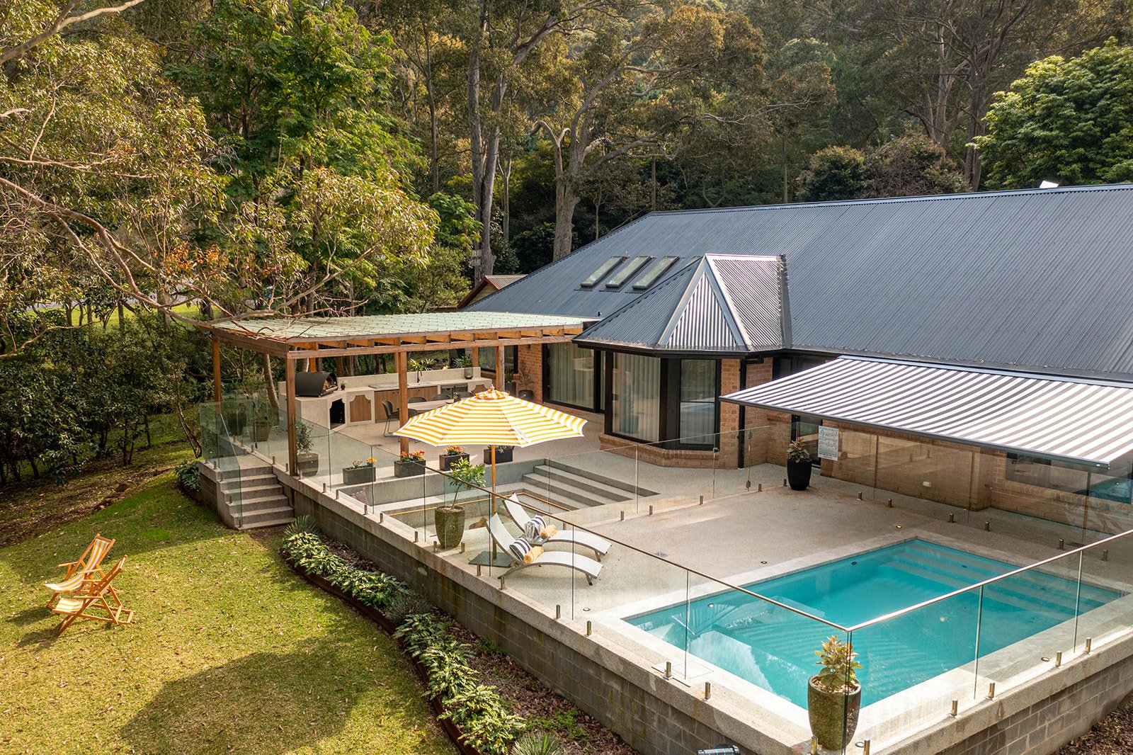 0005-CinqueHouse-Photos.jpg