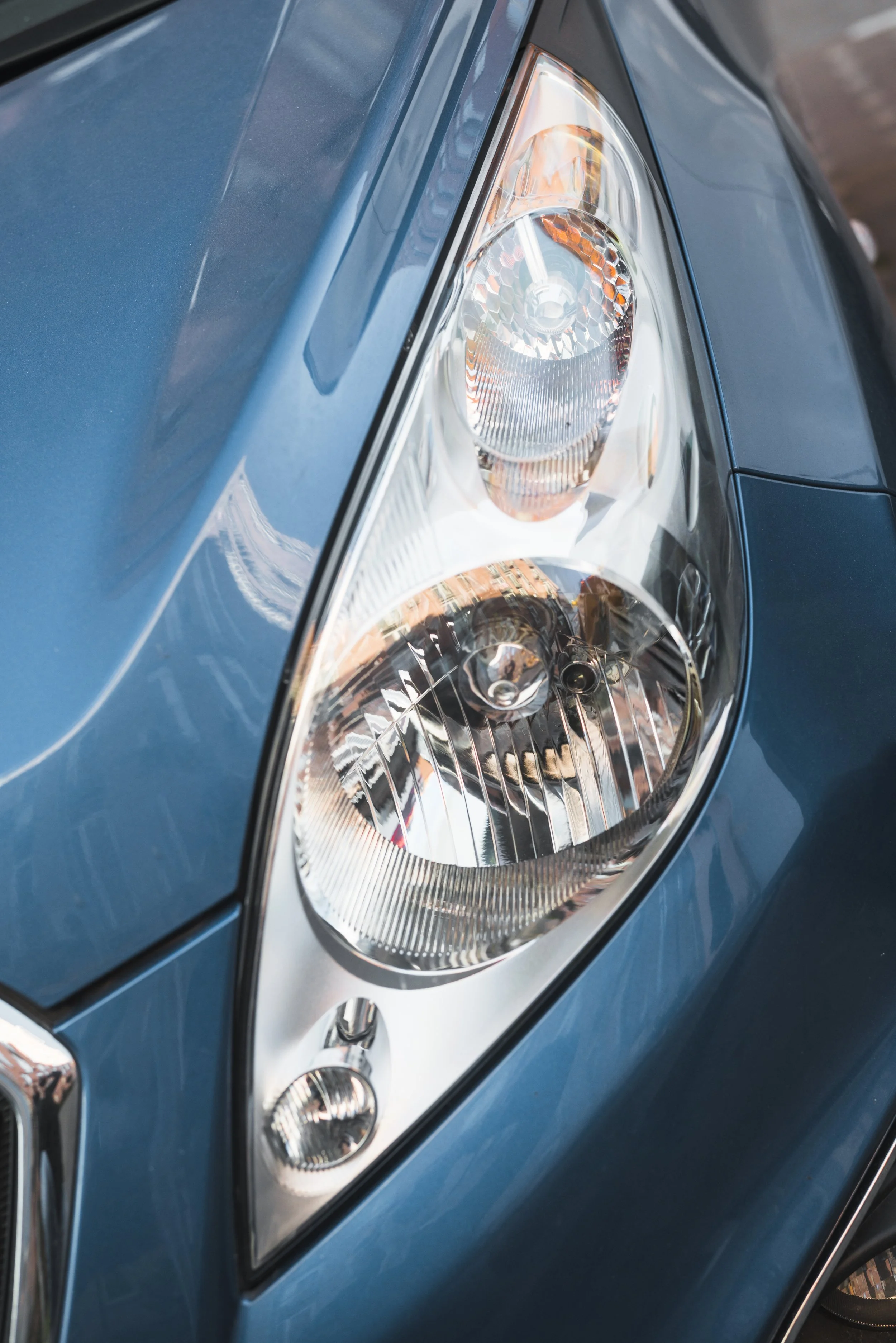 led-headlight-blue-car.jpg.jpeg
