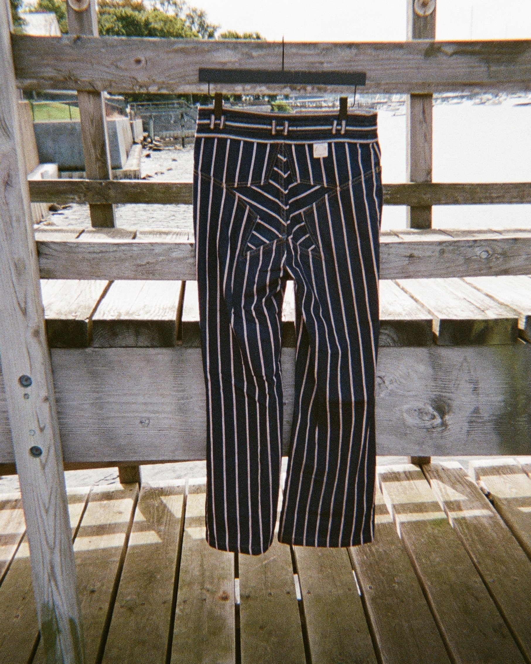 MARC JACOBS JEANS.jpg