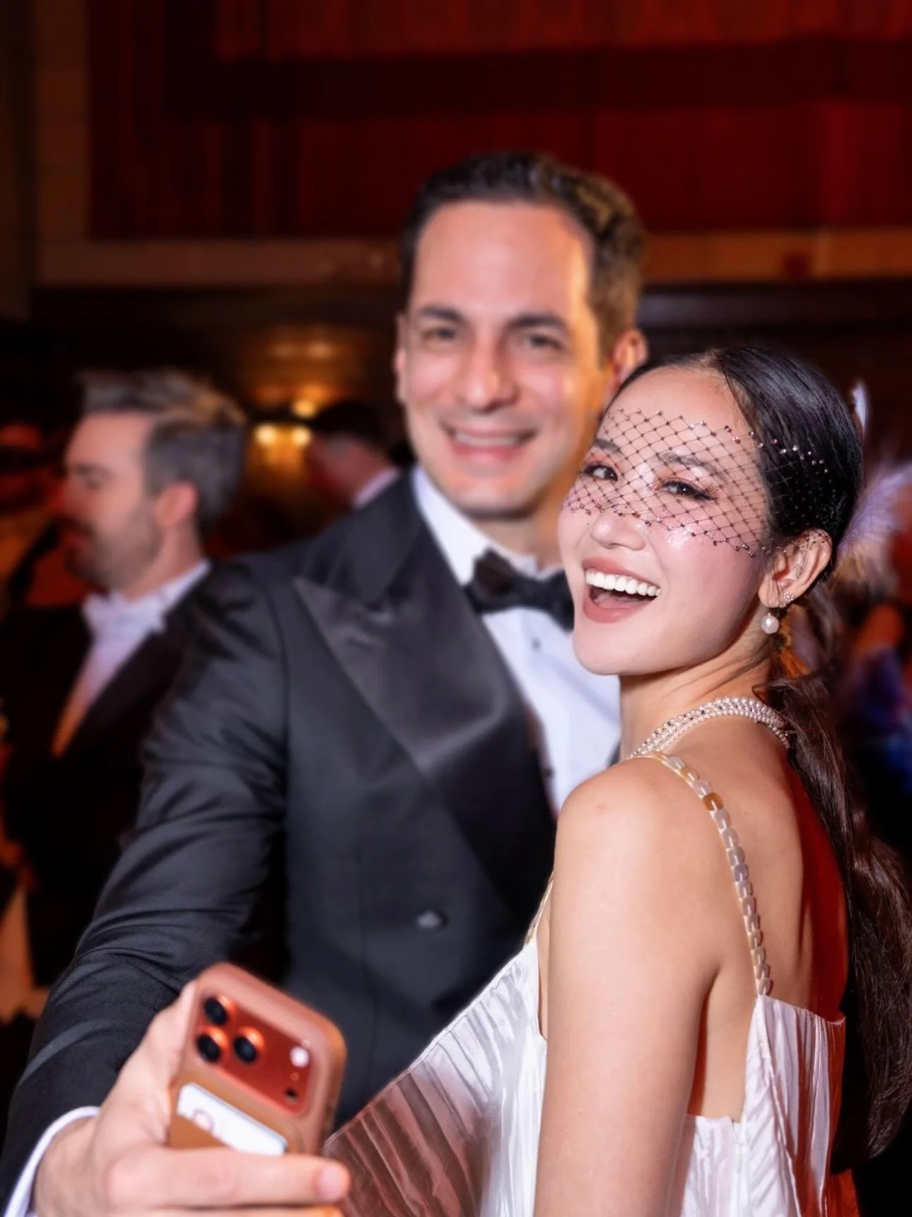 Trouble maker Herita at @vienneseoperaball 🔥💃🏻
Congratulations for your 70th anniversary 🎉🎂 

Thank you for the invitation and for such a lovely night, @serafindaniel ❤️&zwj;🔥 
Feels so special to finally share the stage with @brownleetenor twi