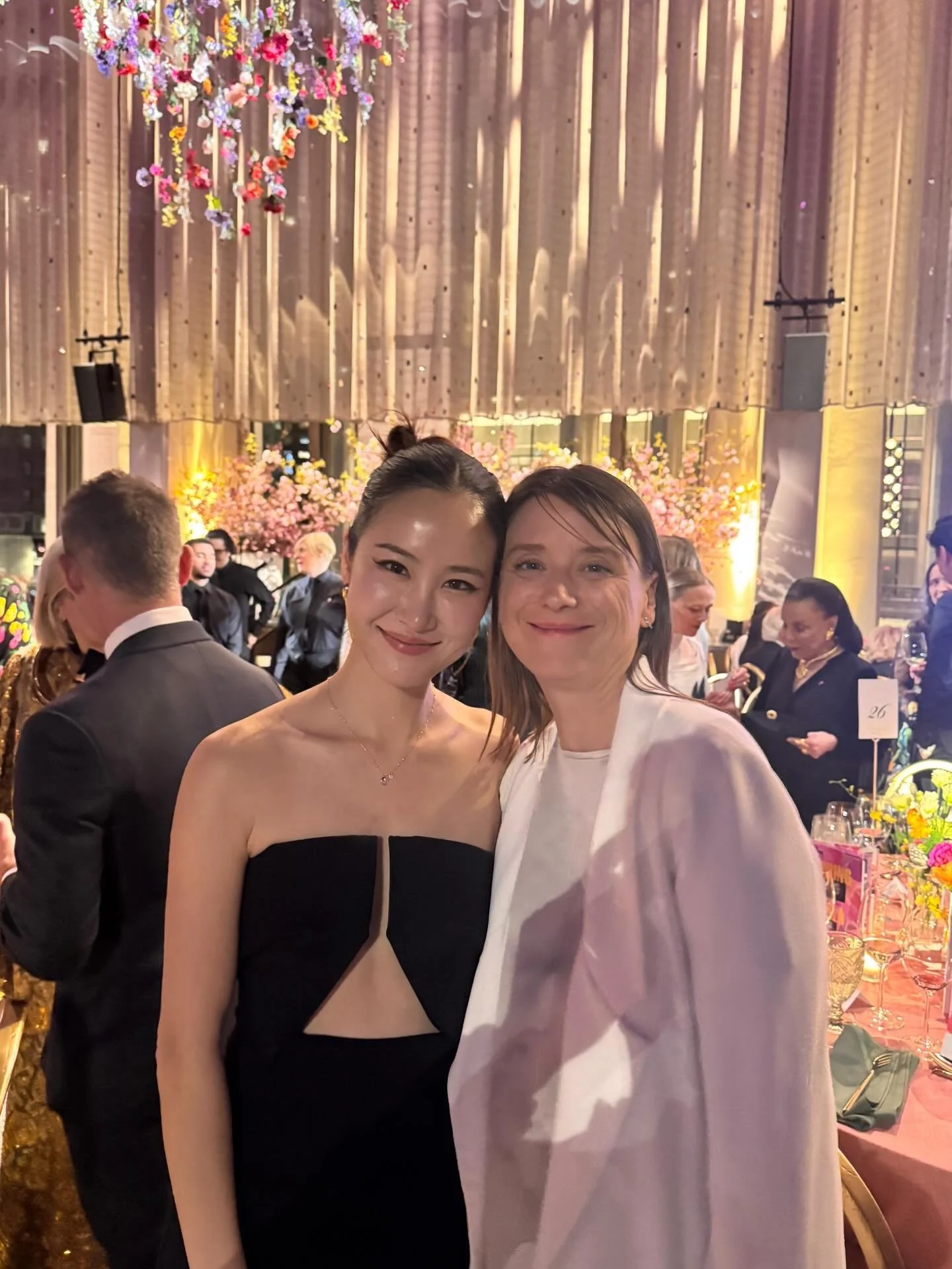 Soft lights, loud energy, and just enough trouble ✨ Dudamel &amp; Kissin kind of night .. 
Say less ✨

@nyphilharmonic Spring Gala 🌸