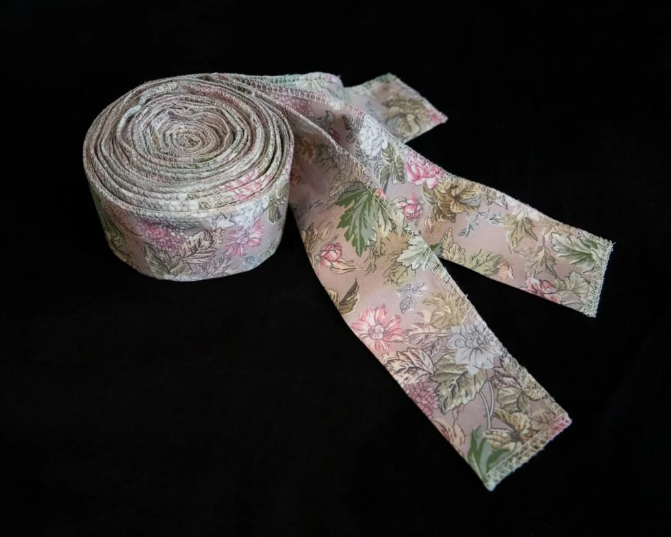Patterned-ties-pink-floral-980x784.jpg