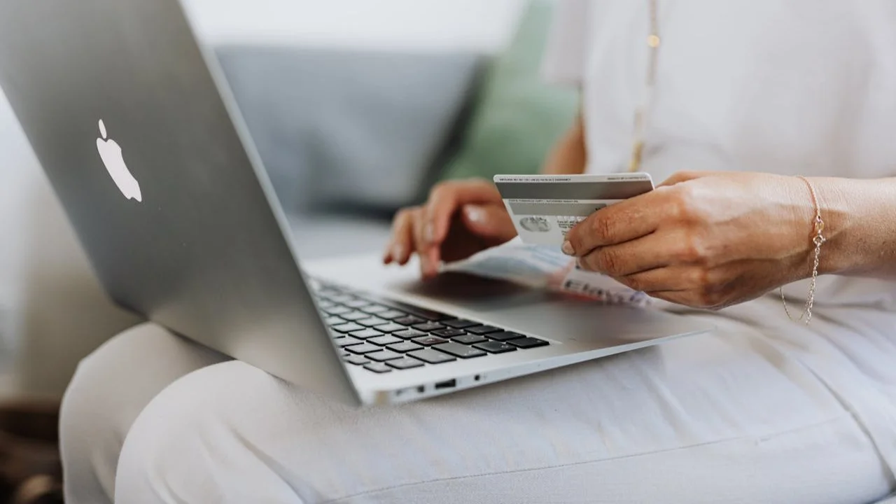 Which States Have the Most Online Shopping Fraud? Protect Yourself in 2025