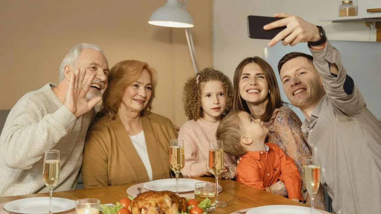 Bridging Generations: How Intergenerational Living is Reshaping Housing for an Aging World