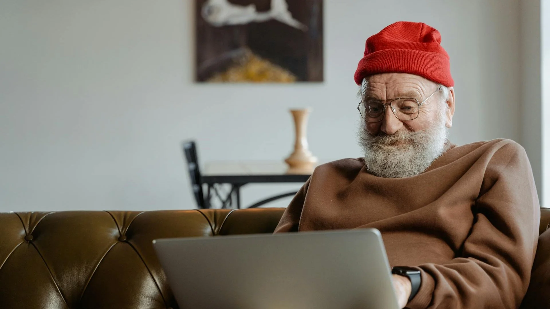 Bridging the Digital Divide: How America's Seniors Are Embracing Technology in 2025