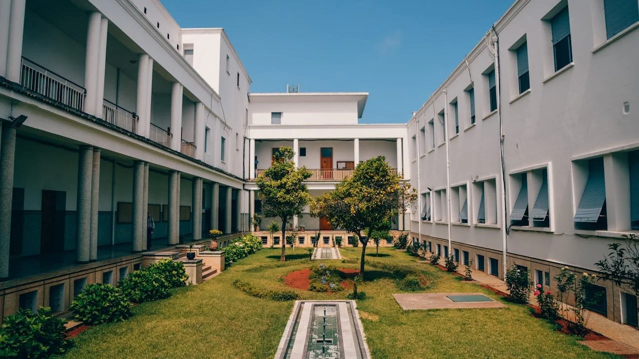 25 Eye-Opening Stats About Sustainable School Buildings Around the World: A Global Data Study