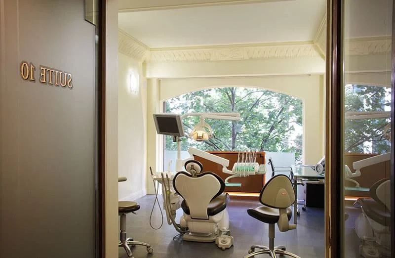 Smile-Solutions-L1-Dental-Suite.jpeg