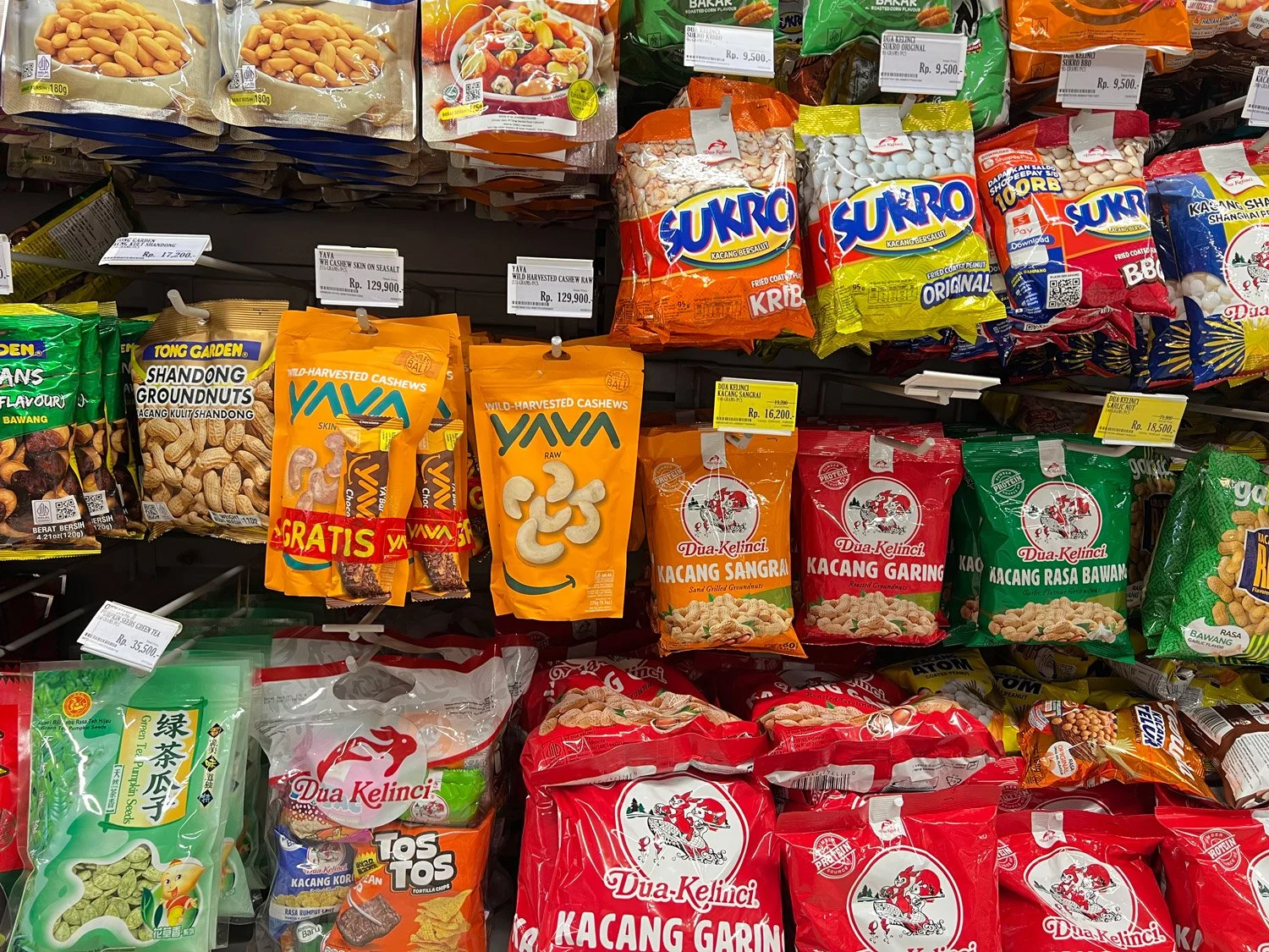 YAVA-Snack-shelf.jpg