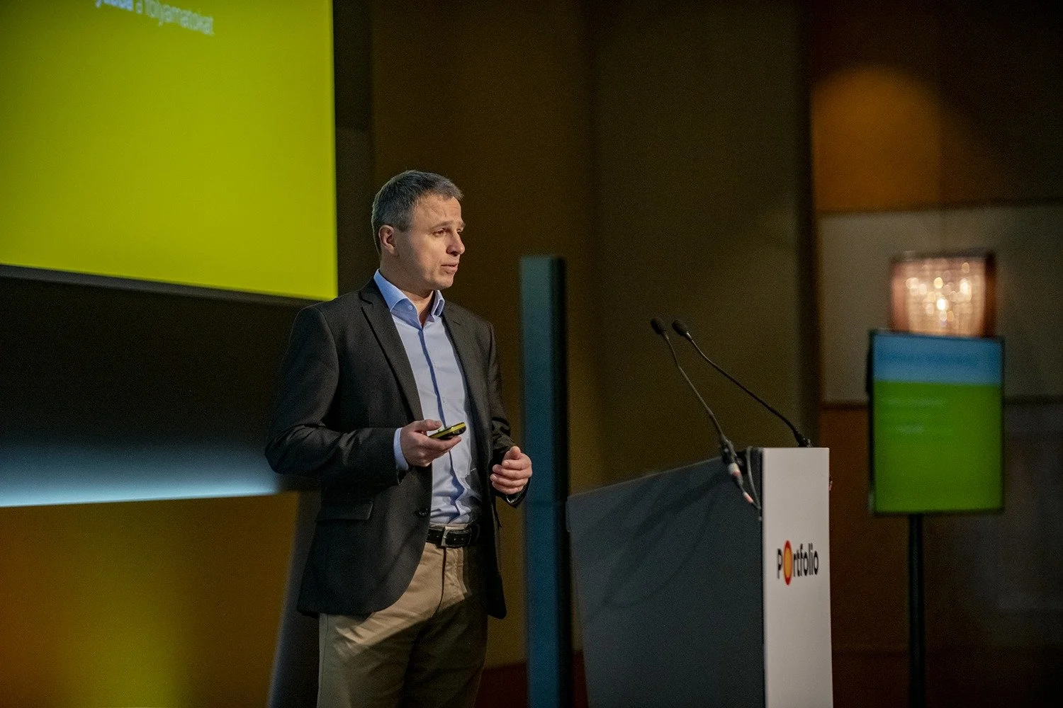 BRL7989.jpg