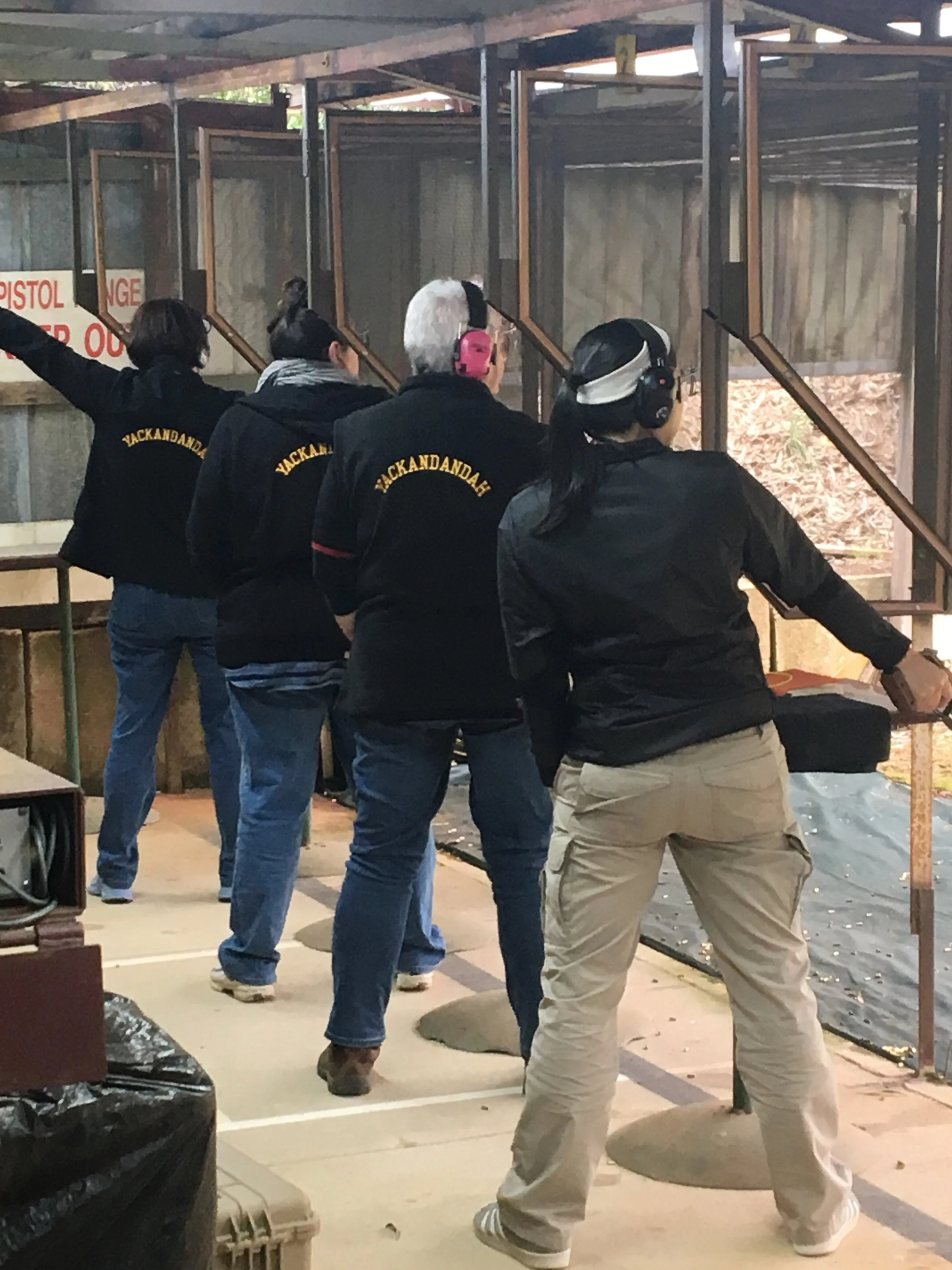 women shooting 25m sport pistol