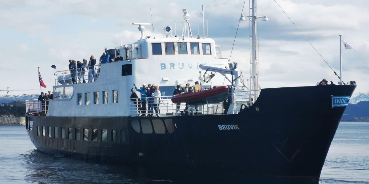 På tokt med MS Bruvik