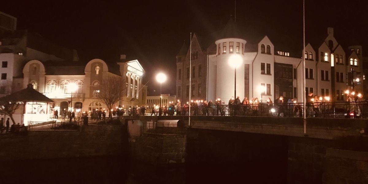 Fakkeltok for forfulgte kristne