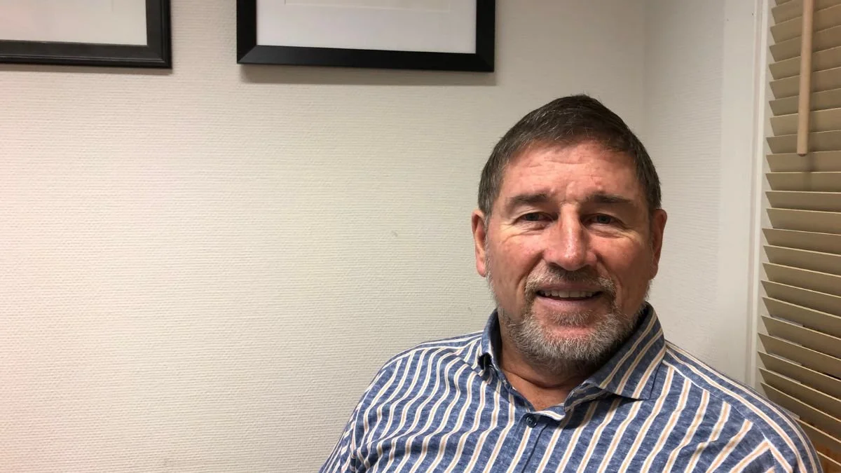 Han helbreder de spedalske