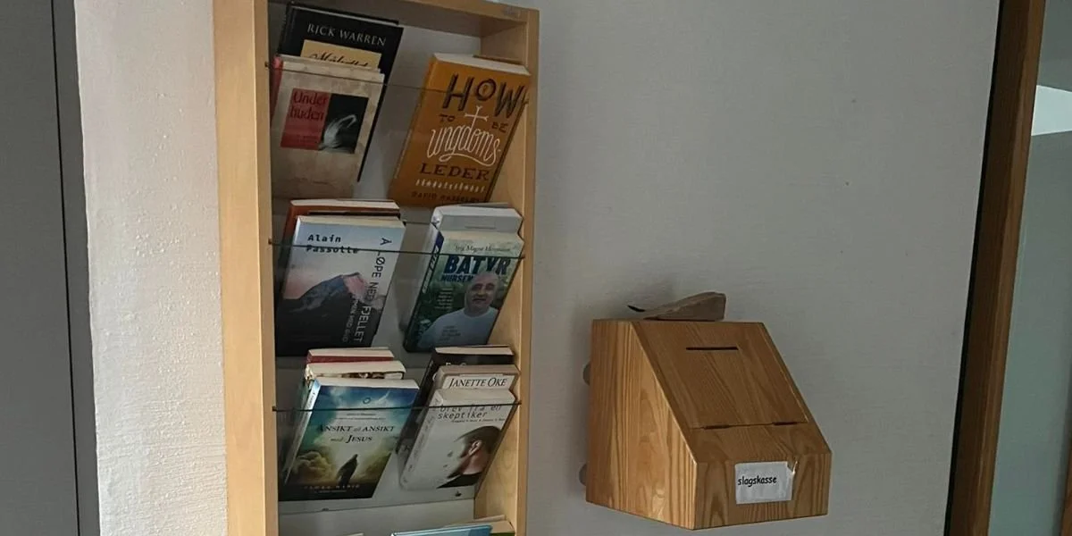Lån eller behald ei bok i Herøy kyrkje