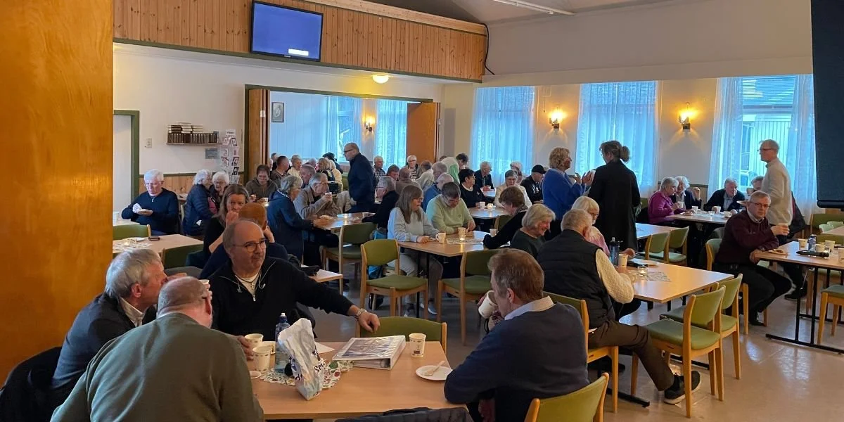 Fullt hus på Gla Sang på Fiskerstrand bedehus