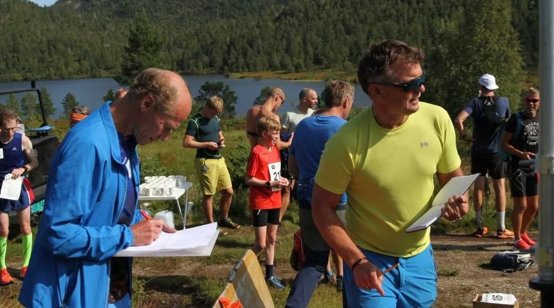 Emblemsfjellet Opp