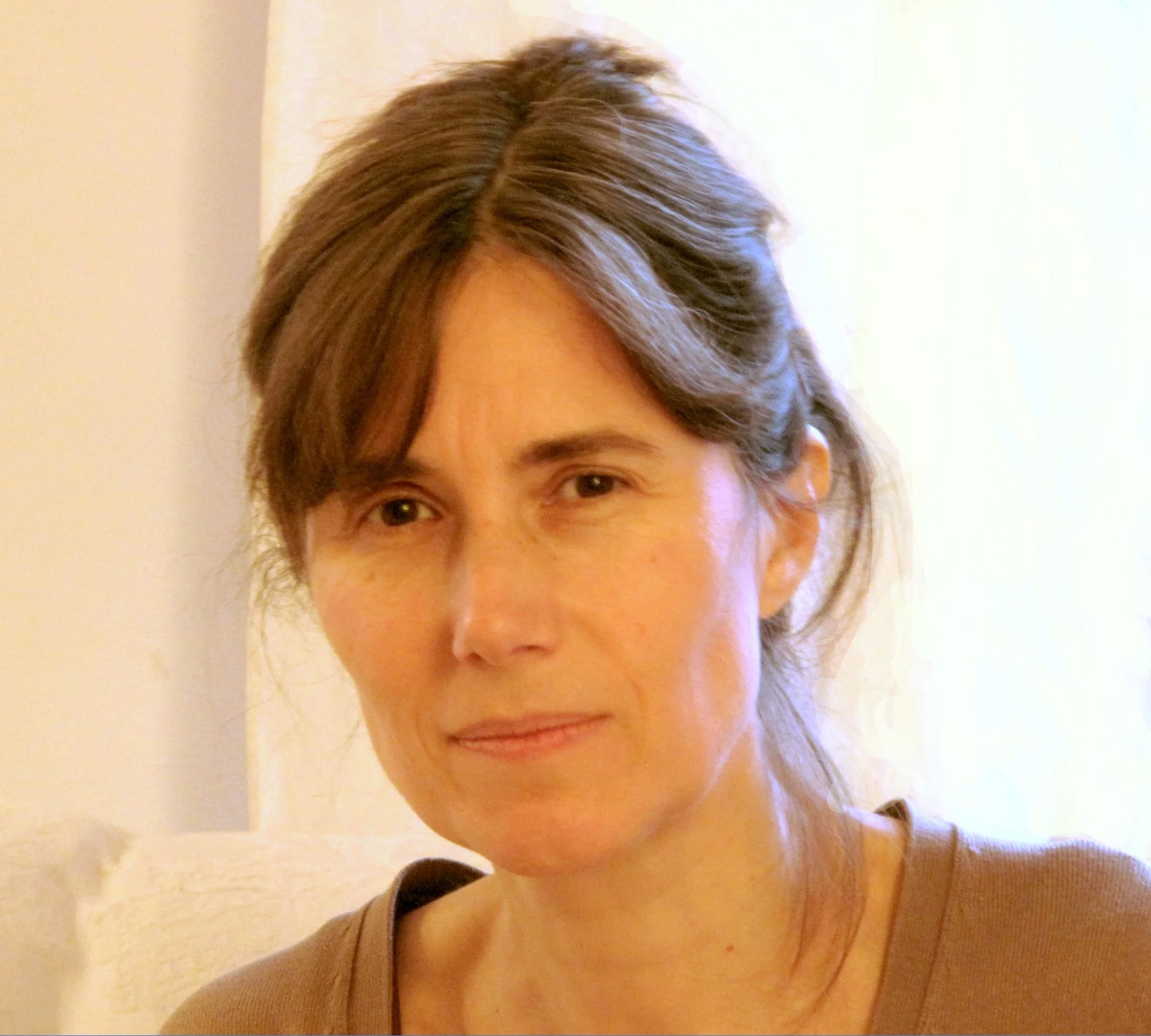 Online relationship counselling nurtures compassionare communication and connection.