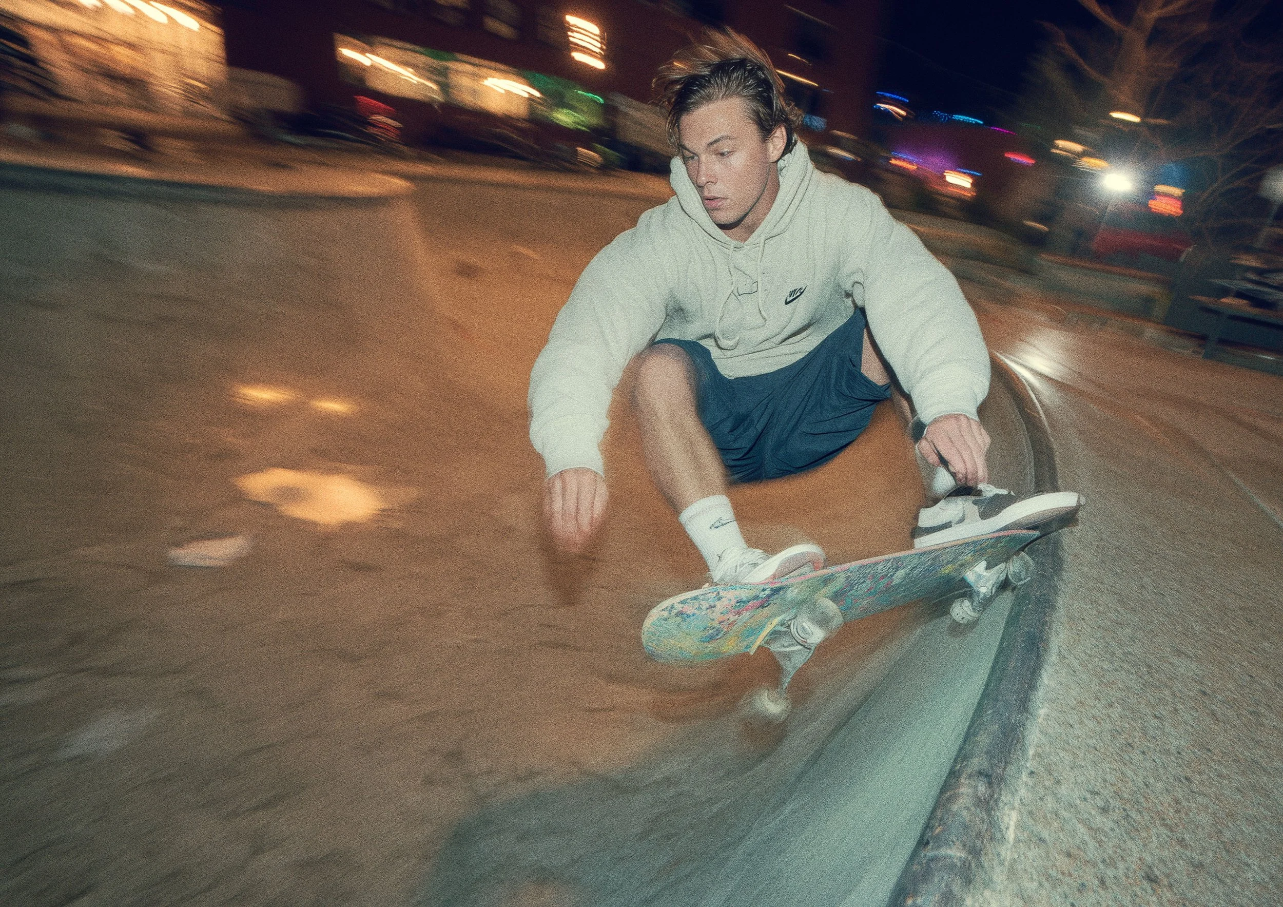 Skating2.jpg