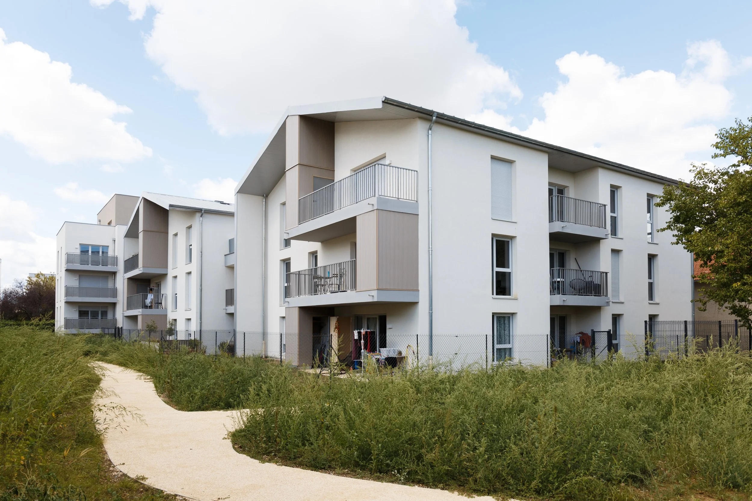 Venissieux_rue_Parmentier_IMG_7604_©LFarges.jpg