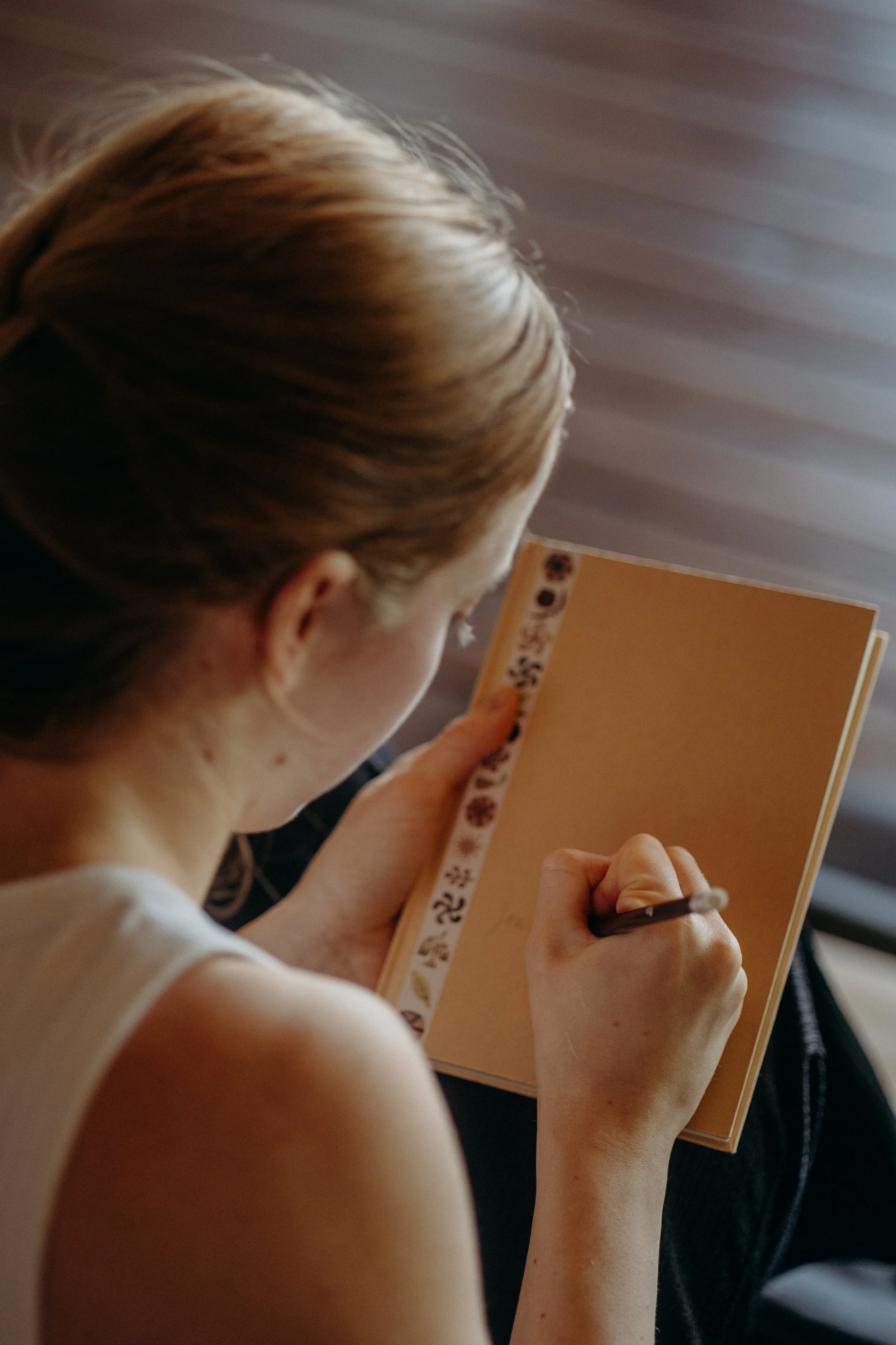 4 week Journalling course Mondays 5.30 - 7.30pm from 19th October