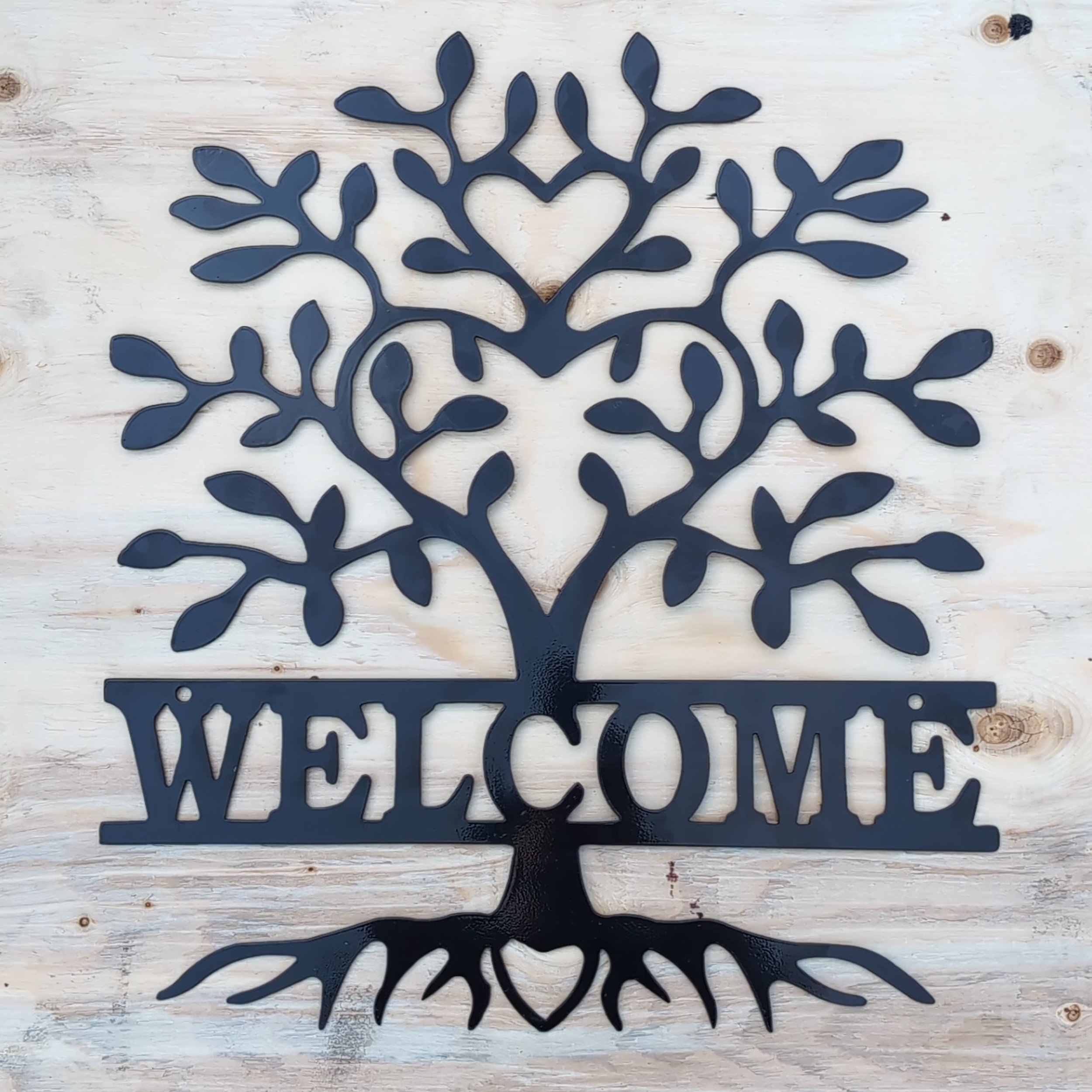 Tree & Hearts Metal Welcome Sign