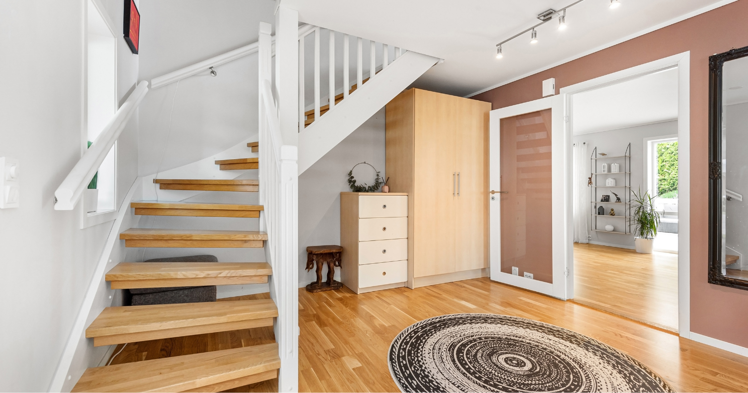 Airbnb Turnover Cleaning vs. Regular House Cleaning: What’s the Difference?