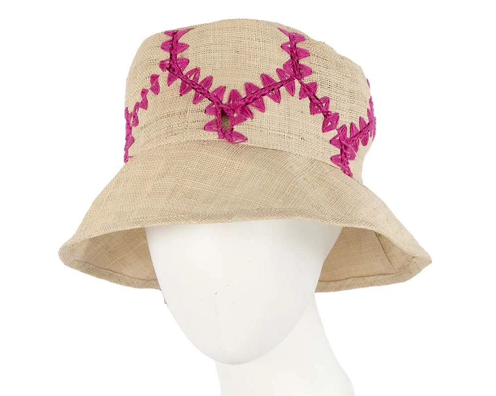 Summer sun bucket hat with fuchsia stitches