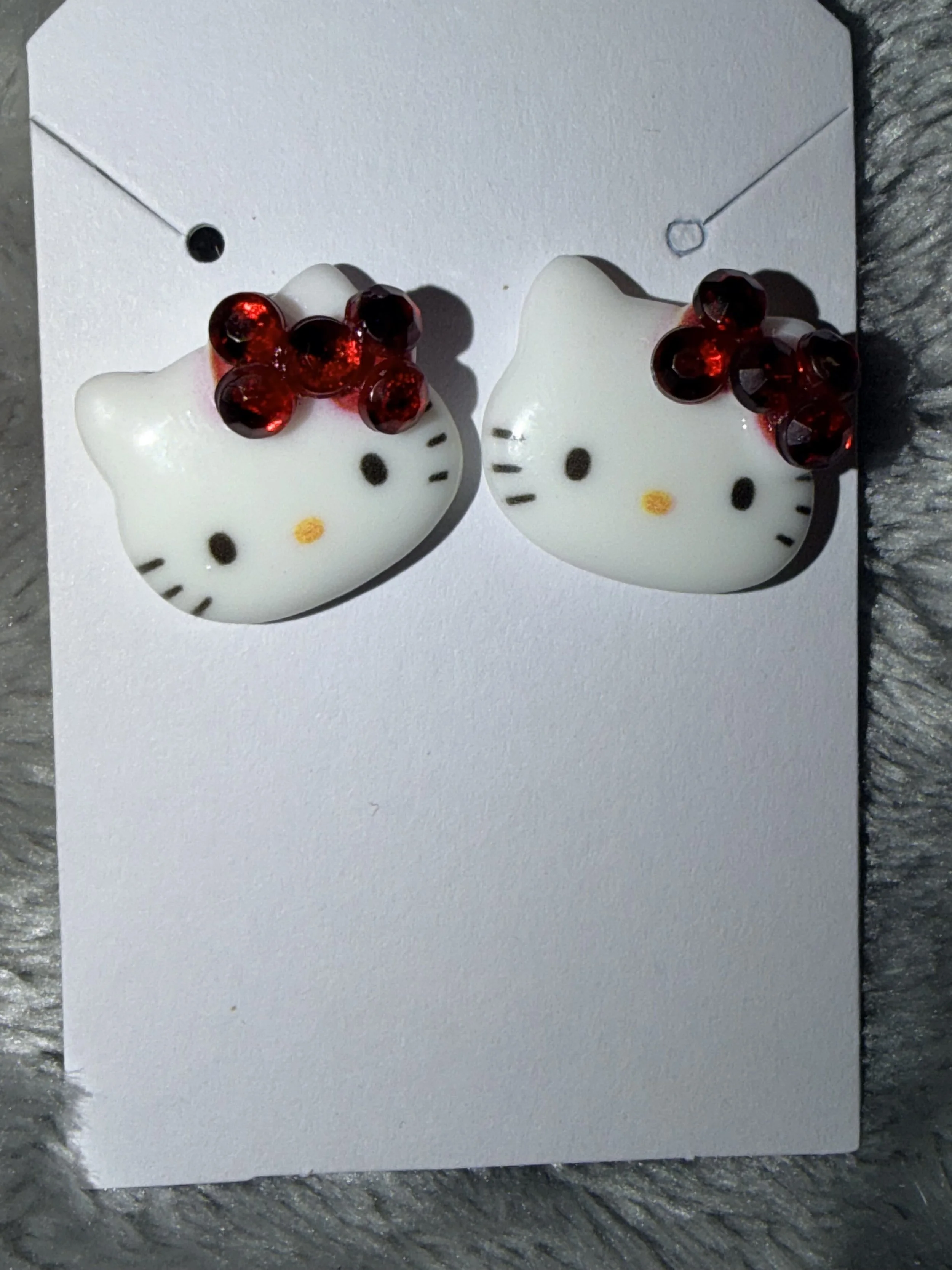 Hello Kitty “stud” earrings