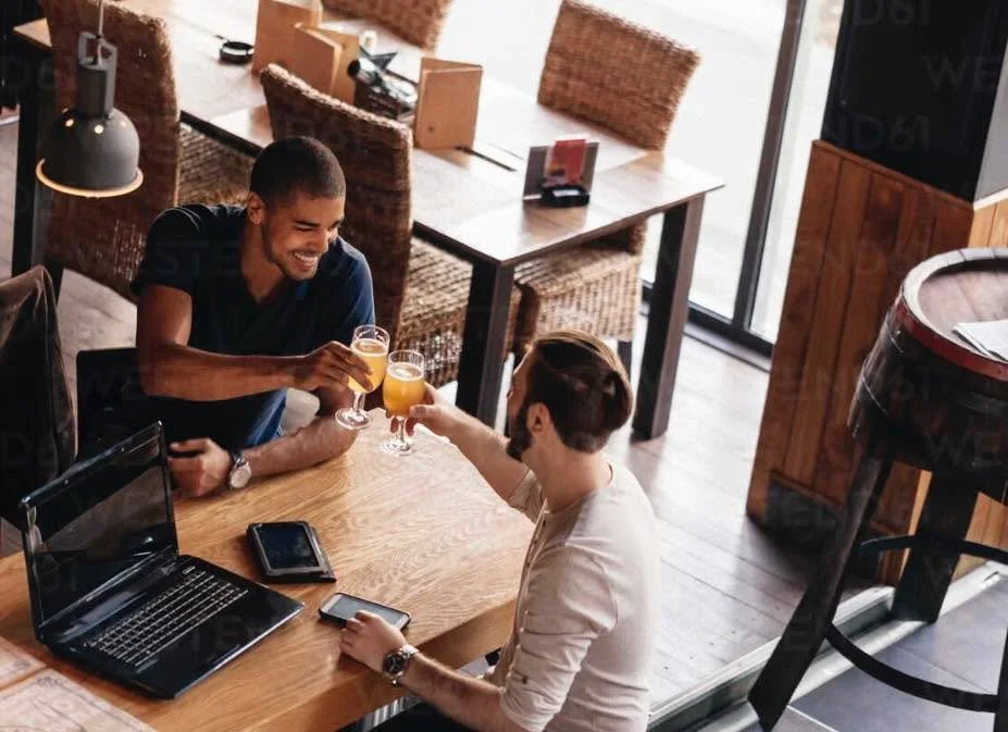 💻☕ WORK FROM THE PUB? WHY NOT! 🍻

Good news, Spalding! 🎉 The Hole in the Wall now has FREE WiFi! 📶

Whether you fancy a change of scenery while working on your laptop, need somewhere to catch up on emails, want to meet a friend, or just need a go