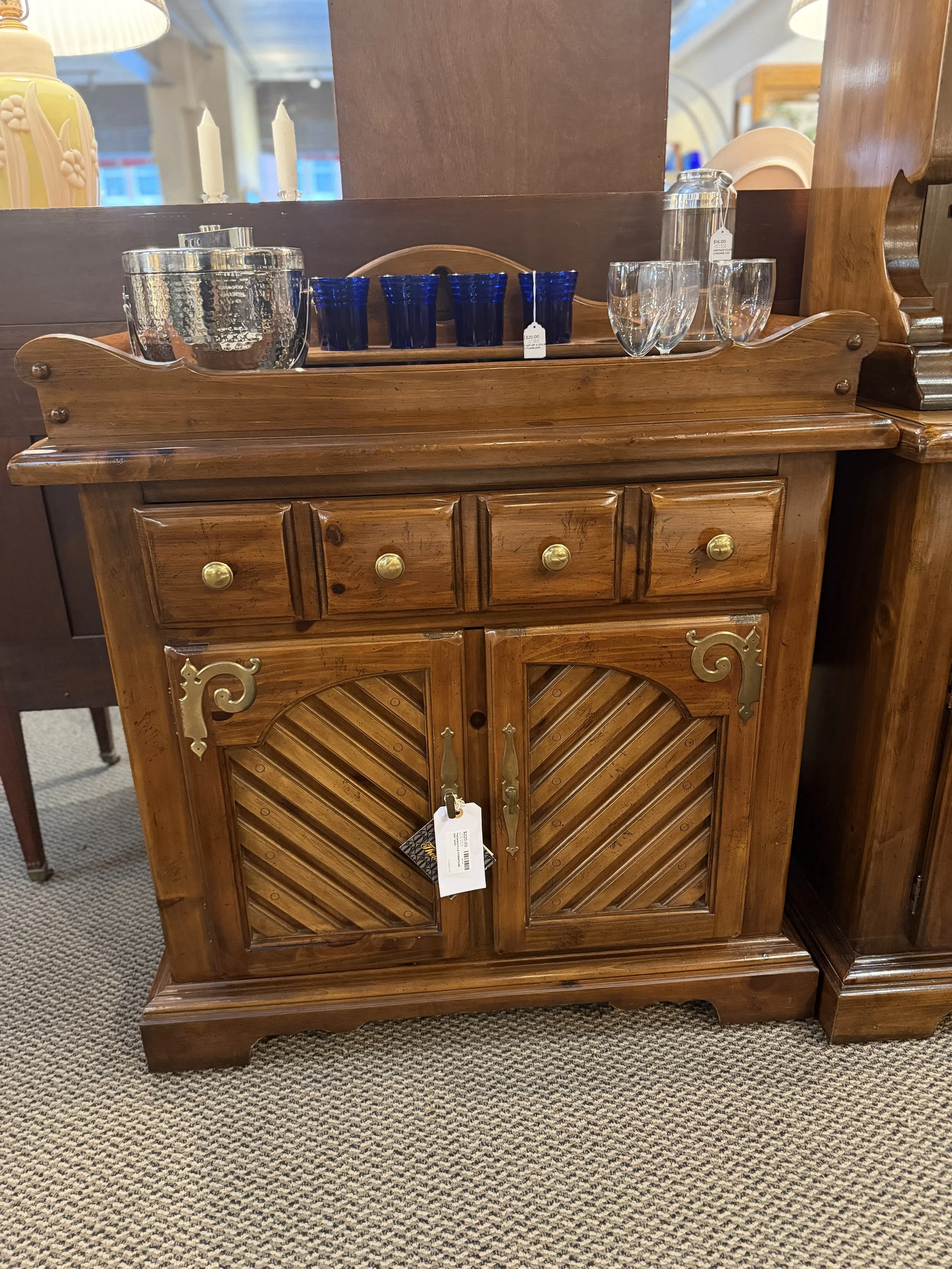 Thomasville Furniture Dry Sink $220