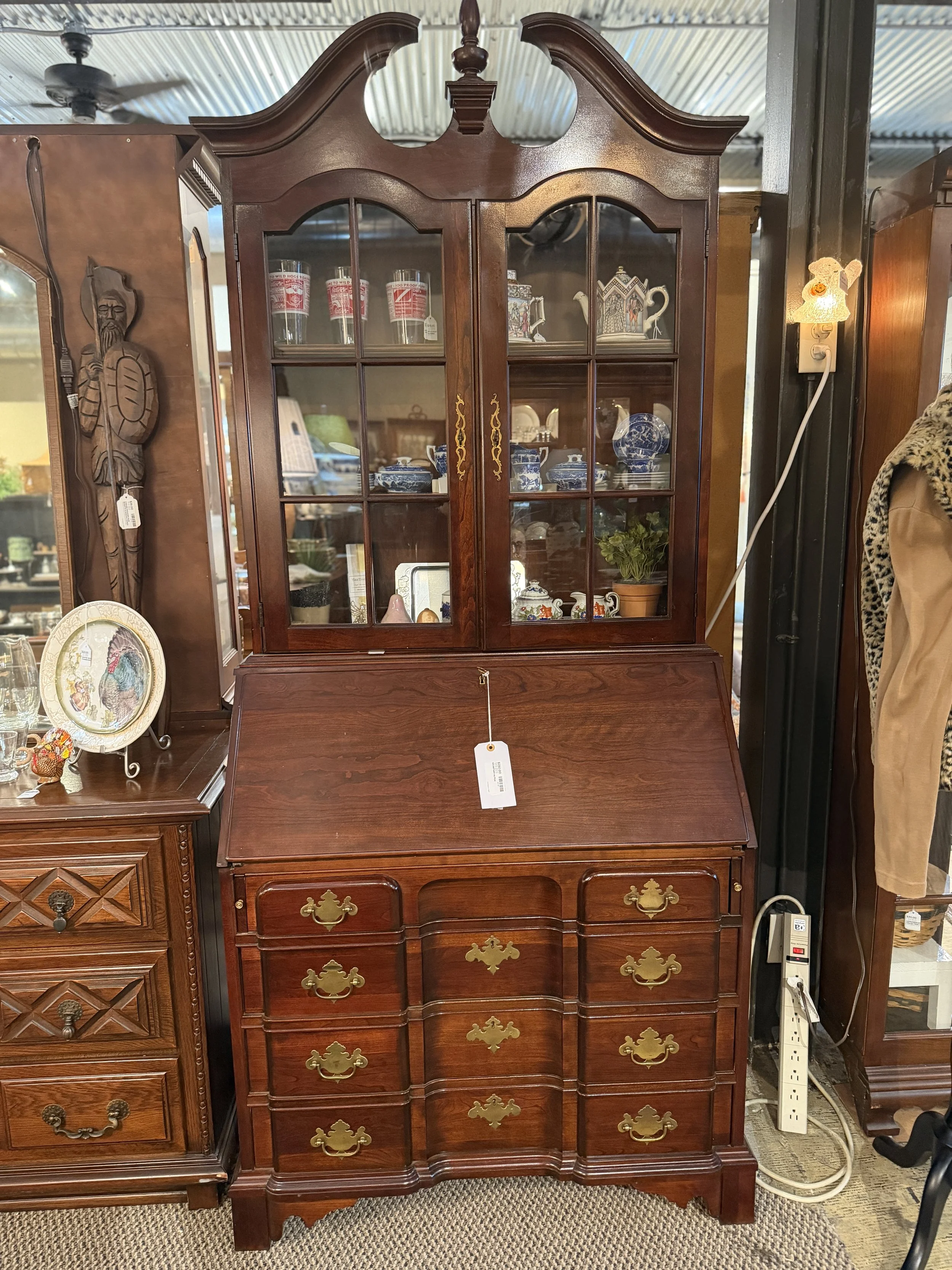 Secretary Hutch $250
