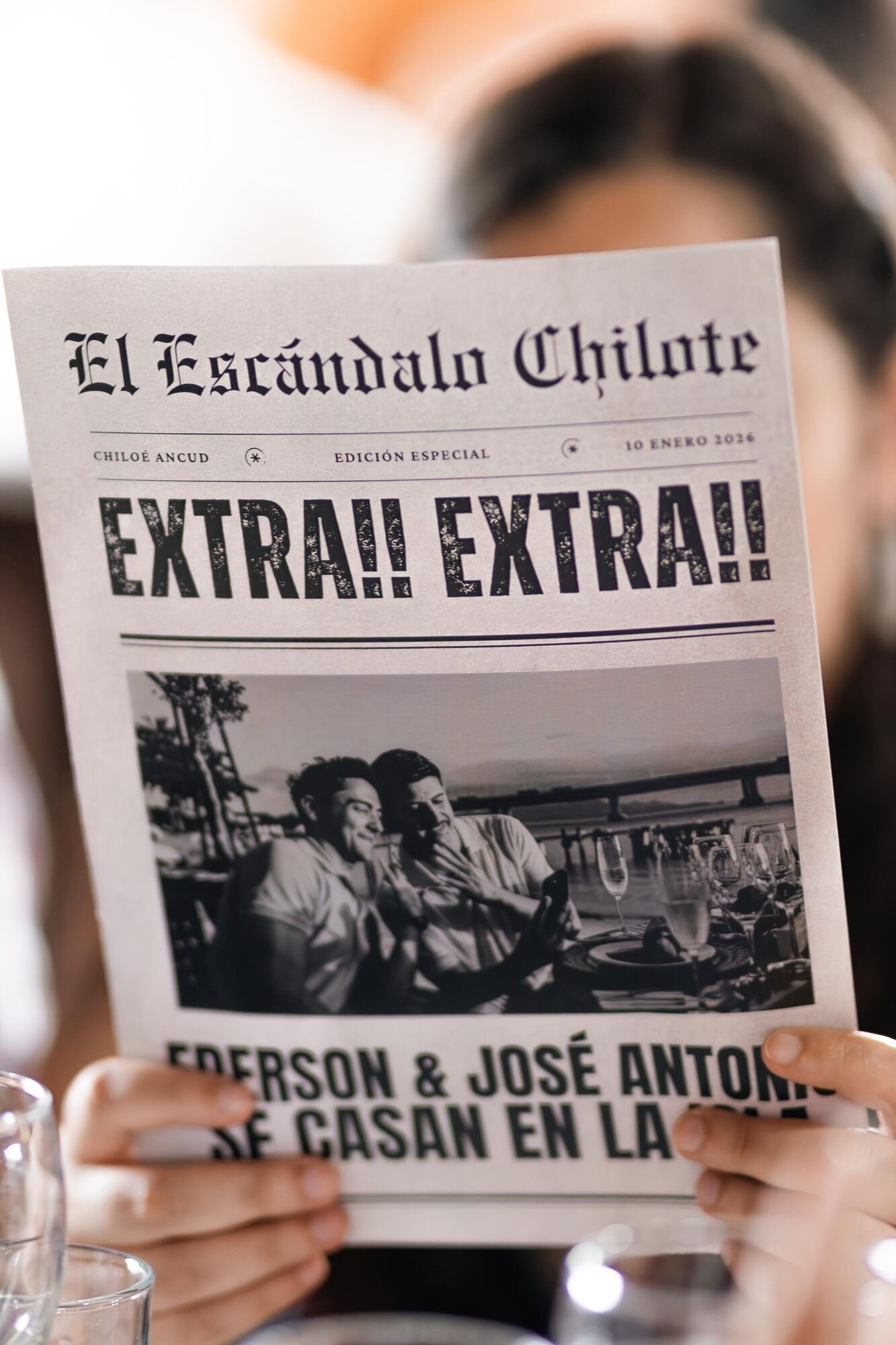 Diario personalizado "El Escándalo Chilote"