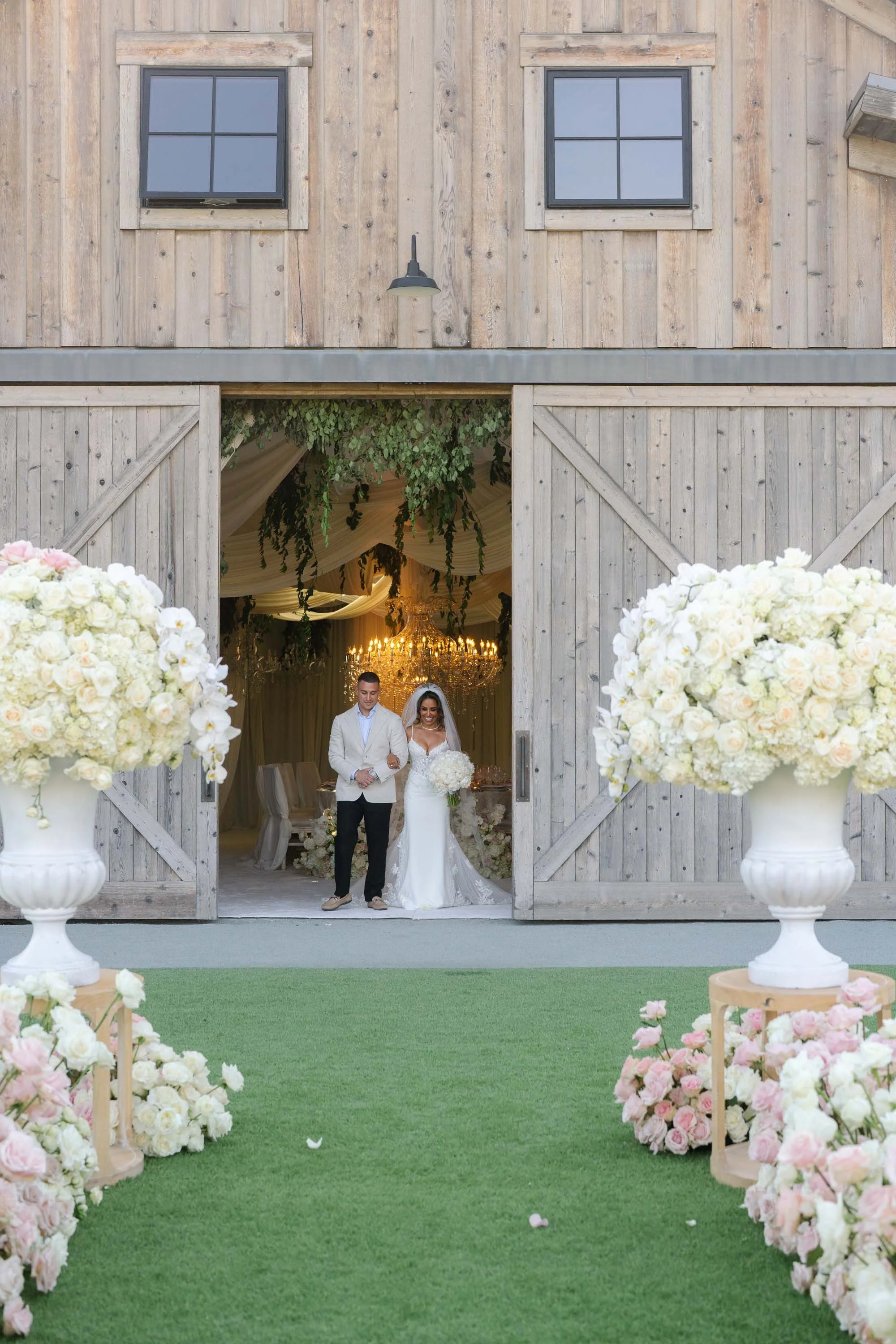 Four Seasons Napa Wedding - Flowers by Edgar Designs 3.jpg
