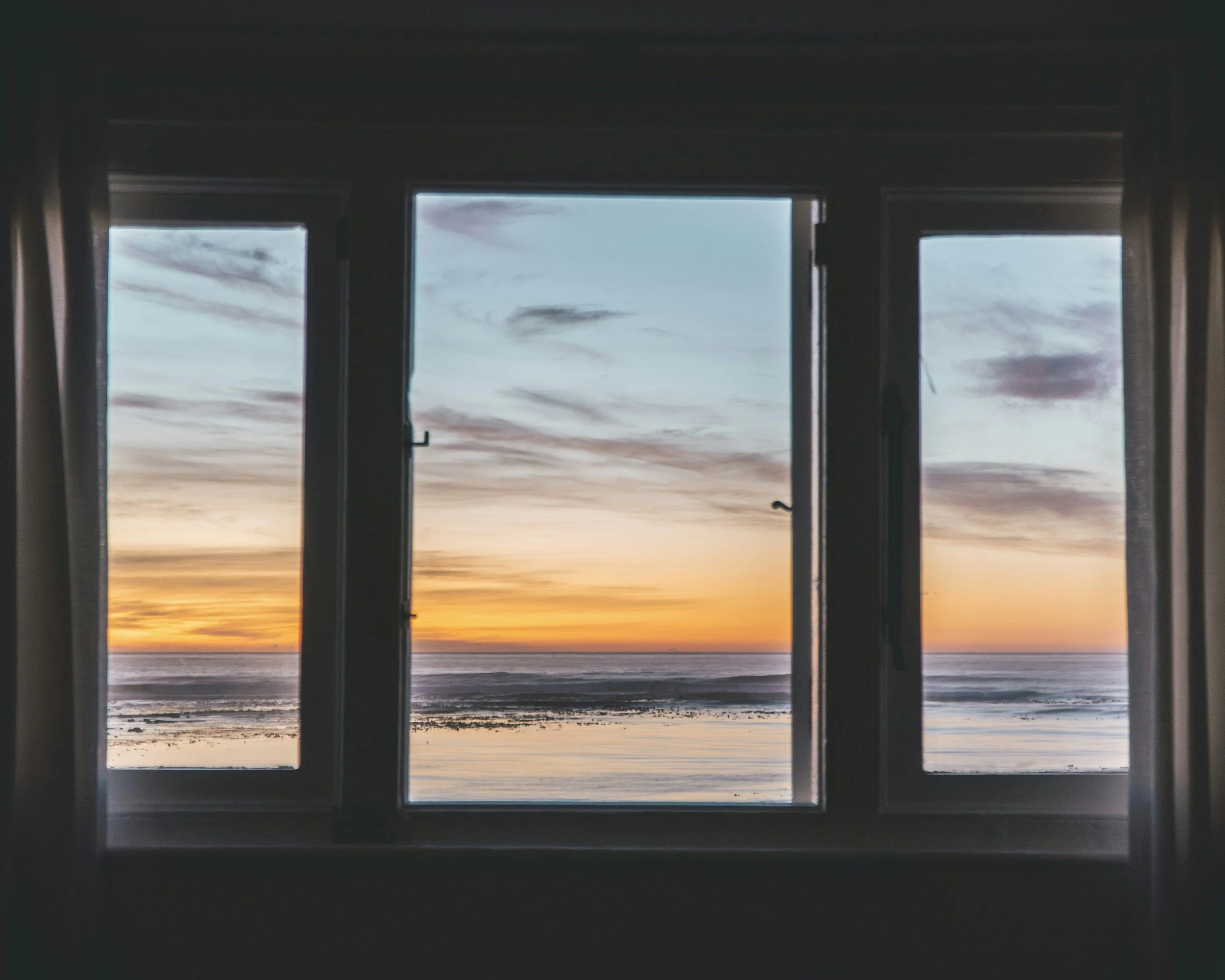 New KV windows with a sunset view on the lake in Port Elgin