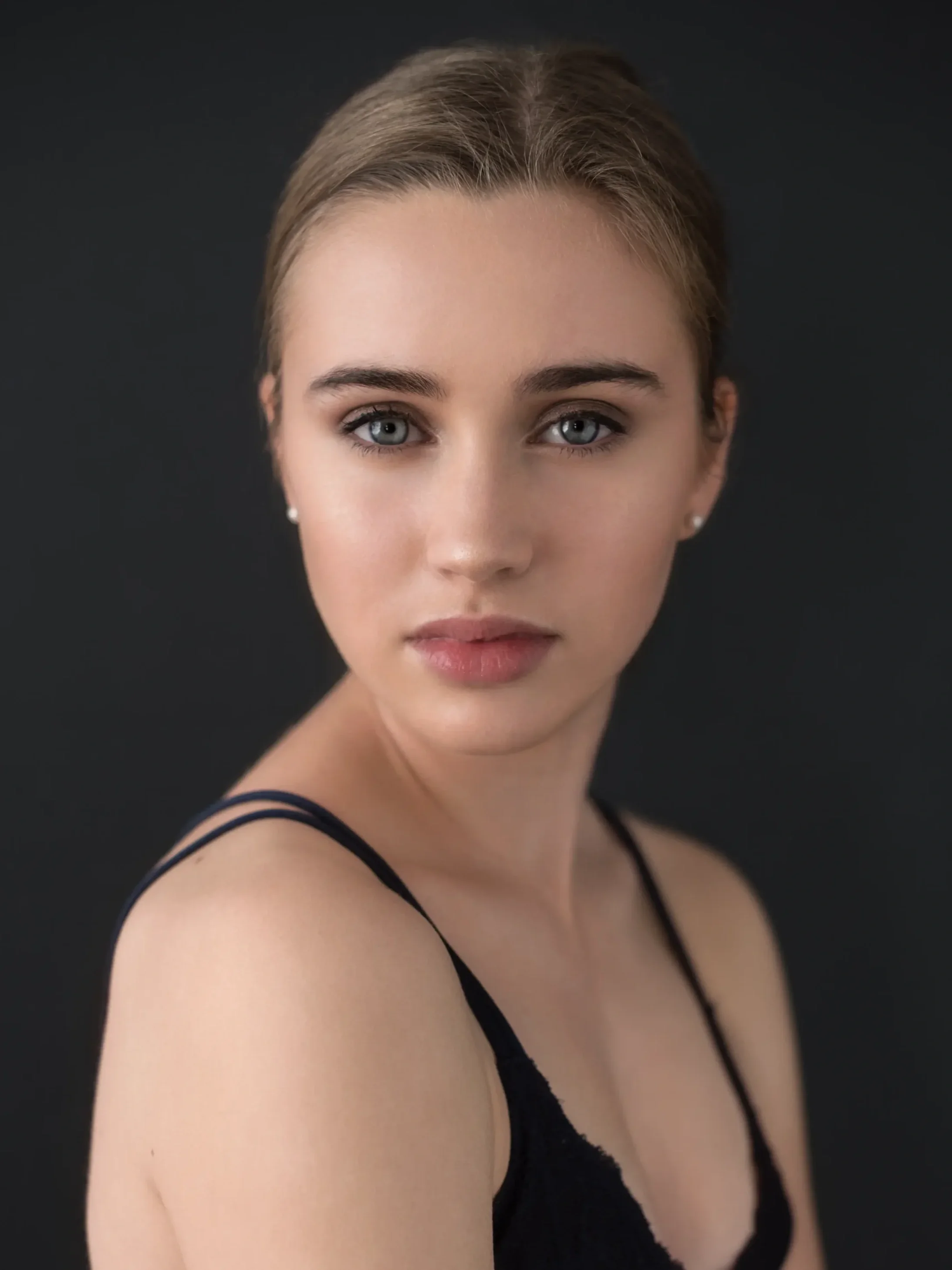 vividity-jennifer-taylor-eyes_11.webp