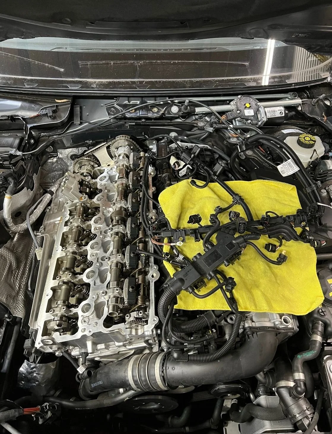 bmw18.jpg