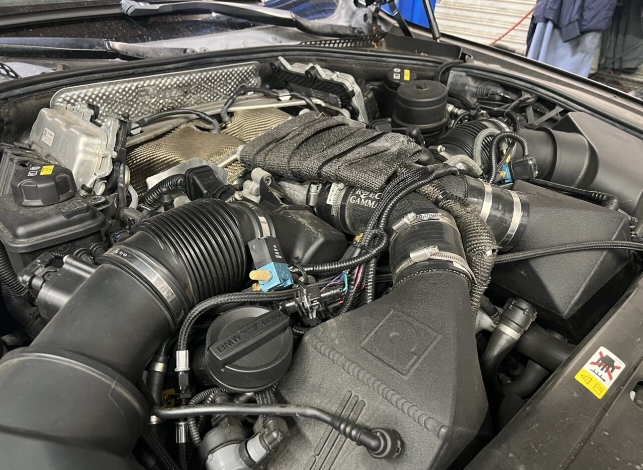 bmw04.jpg