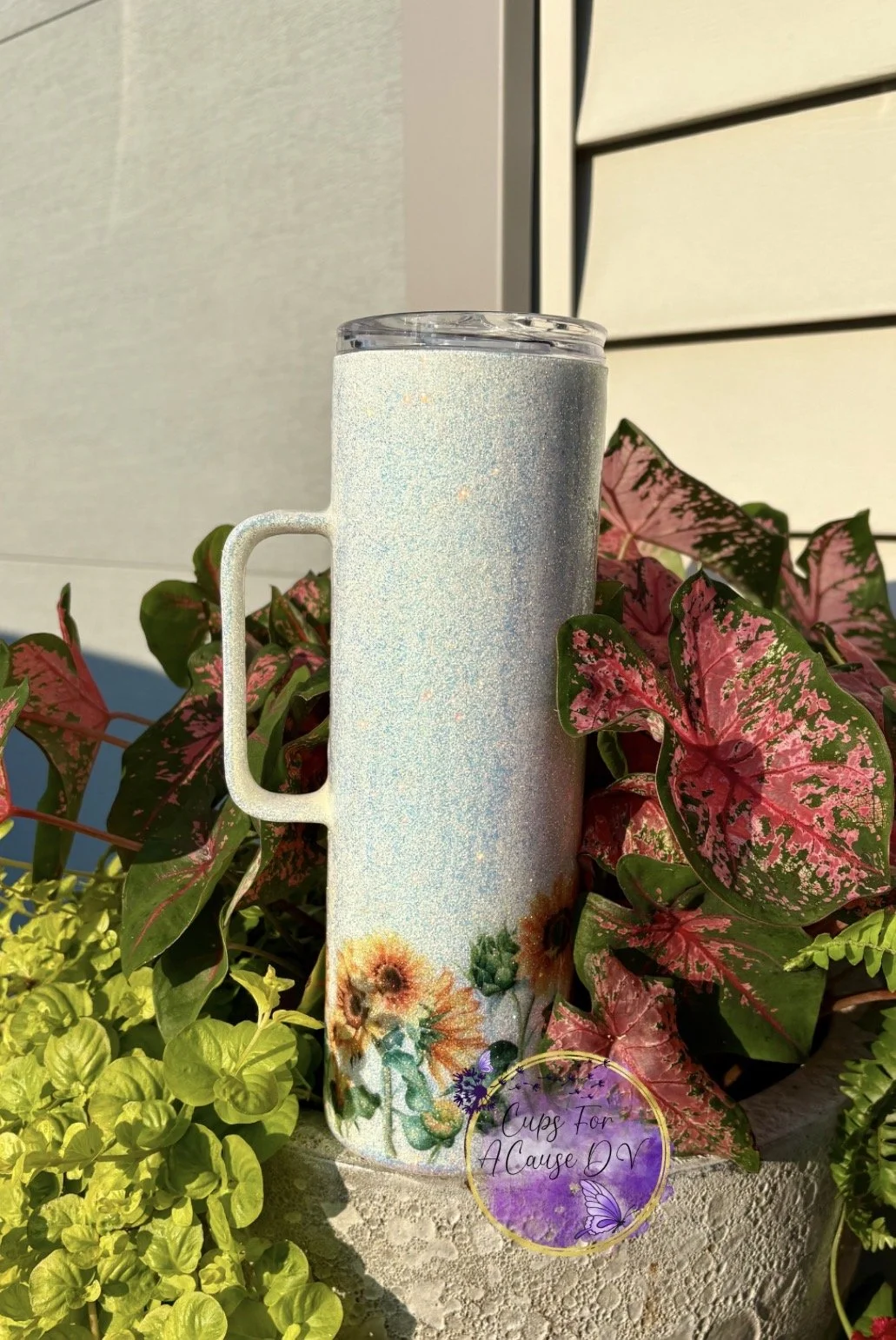 Sunflowers on white glitter 30 oz handle