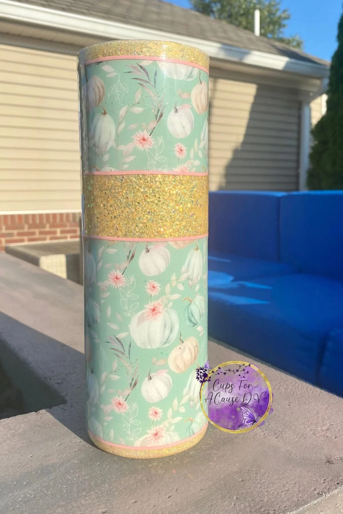 Mint pumpkins with blush glitter 30 oz