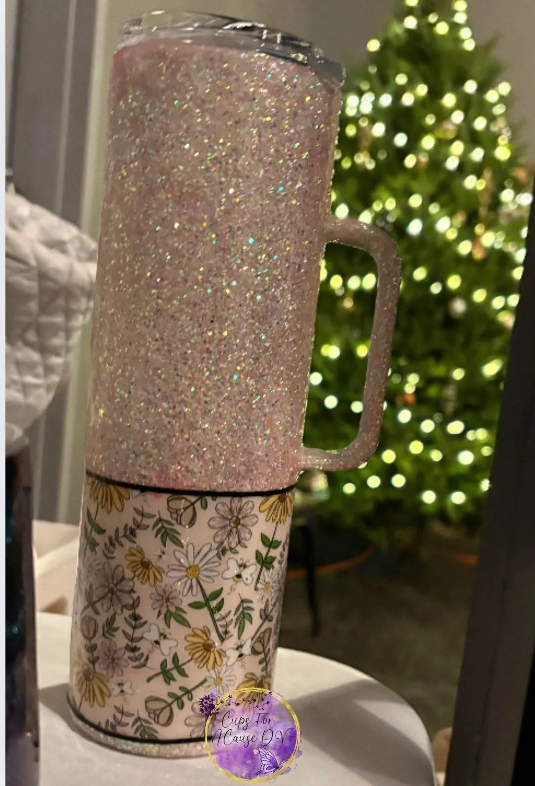 Flowers with light pink glitter 30 oz handle