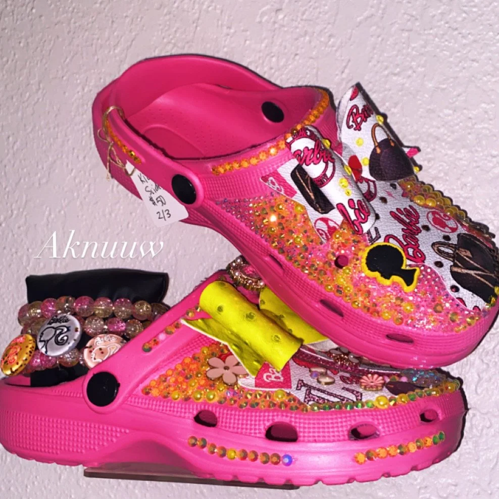 Clogs size 2/3