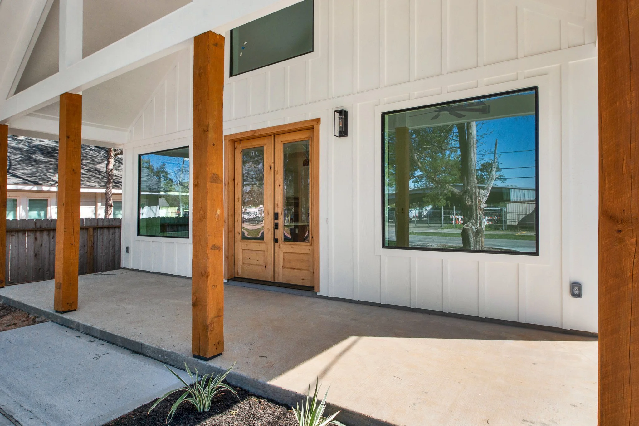 613 S Cherry St MLS-3.jpg