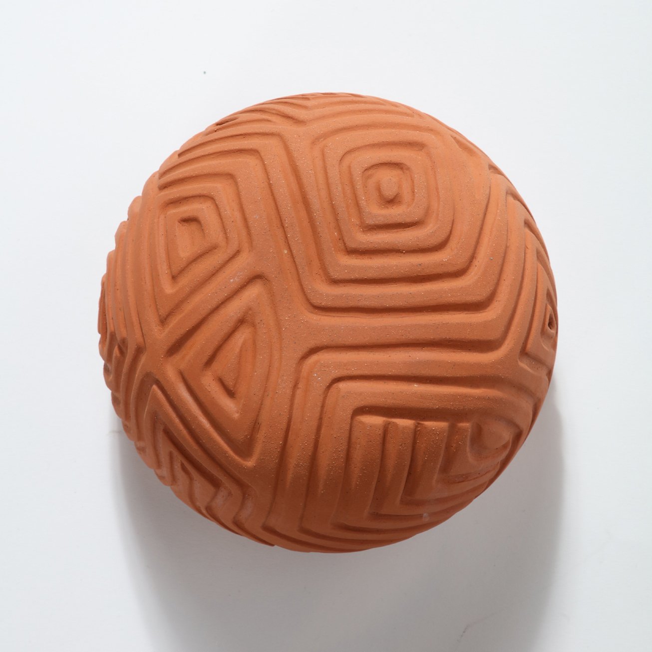 Yabba II, 2023 (bottom)   
5.5” x 8 x 8’ Terracotta, clay slip and glaze
