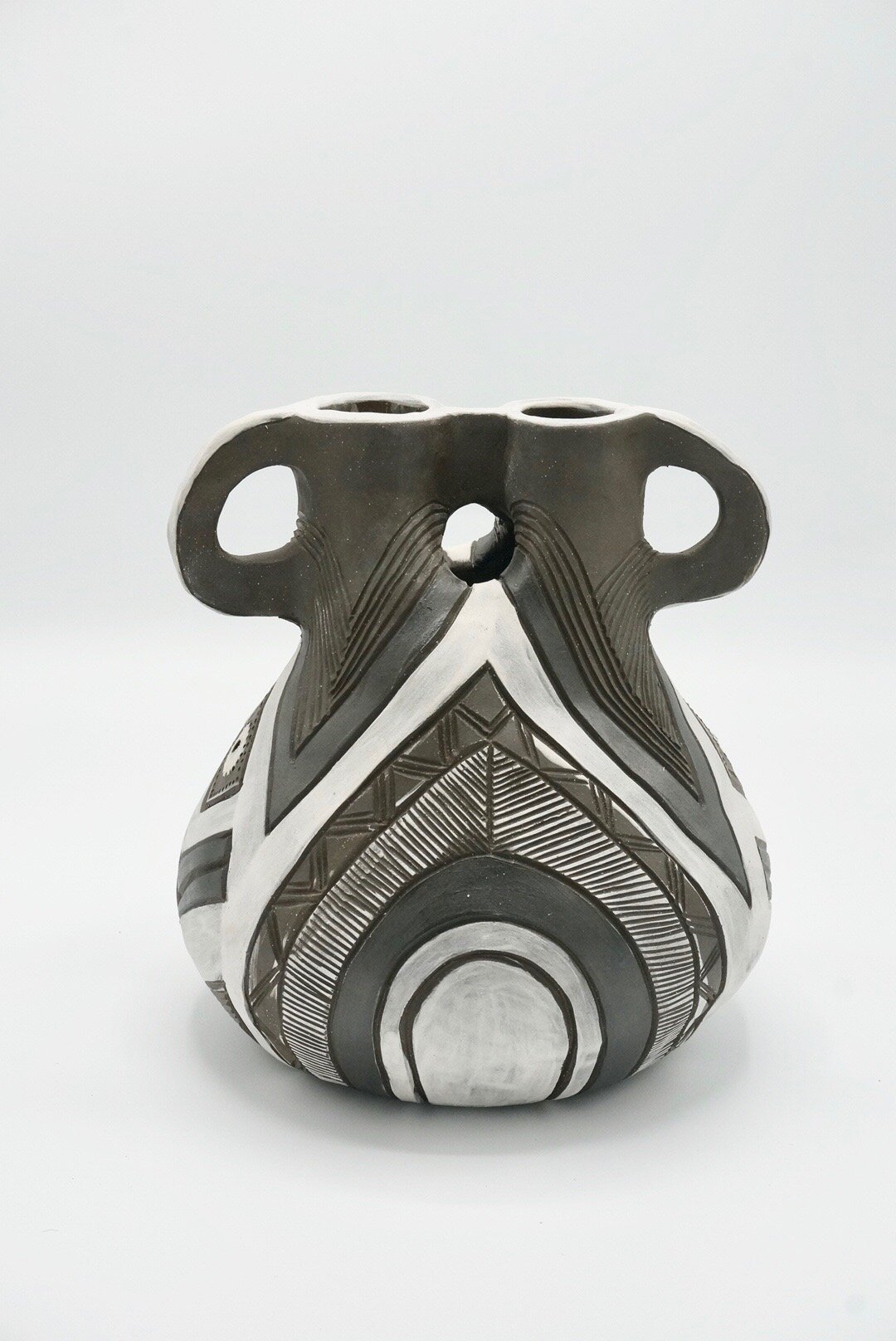 Bogalon 2018  
9.5 x 9 in, Stoneware, Slip (In Private Collection)
