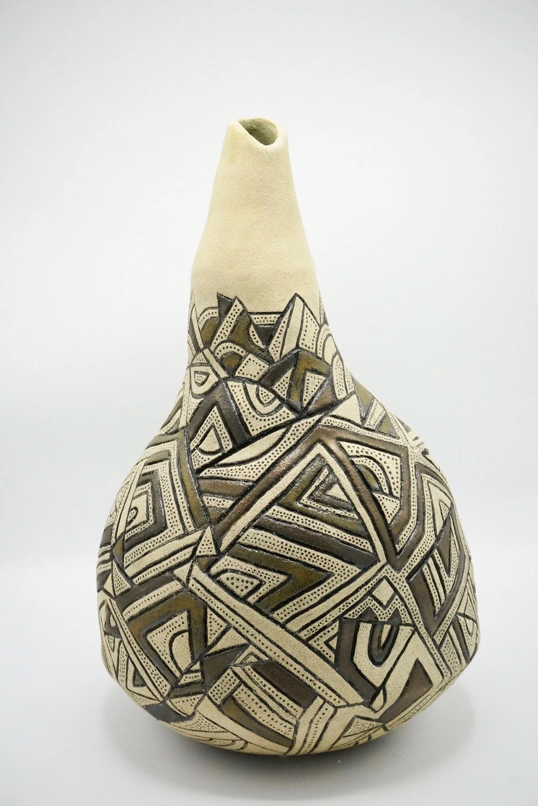 Kuba 2018  
13 x 18 in, Stoneware, Glaze (In Private Collection)
