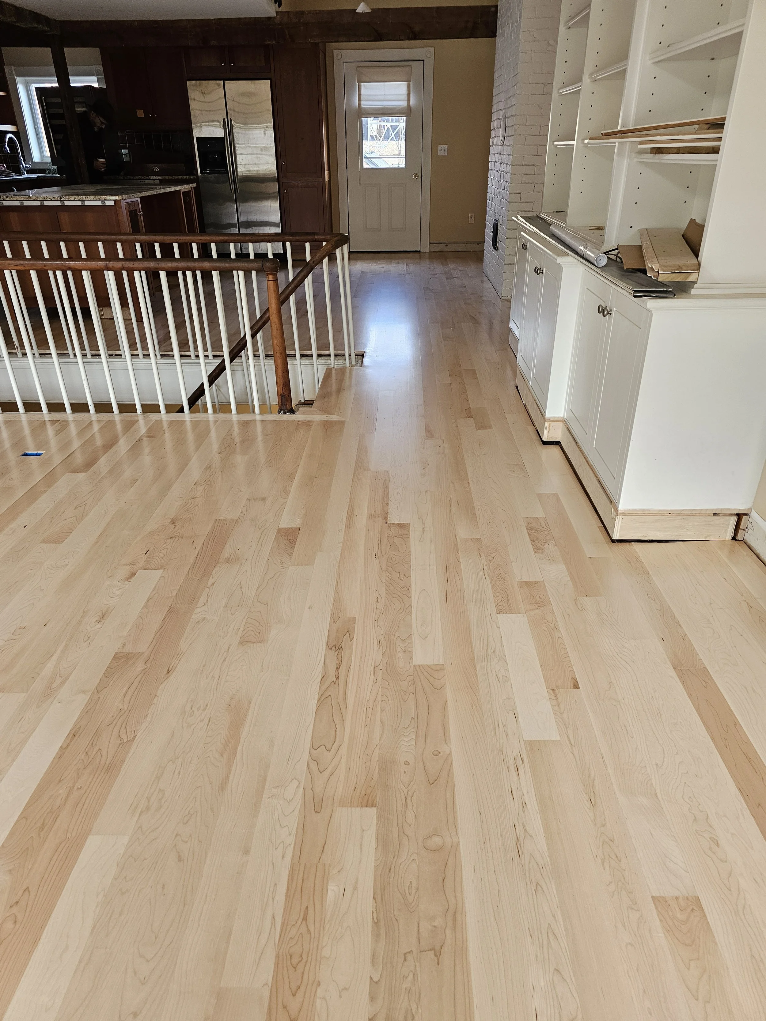 The floor is done!