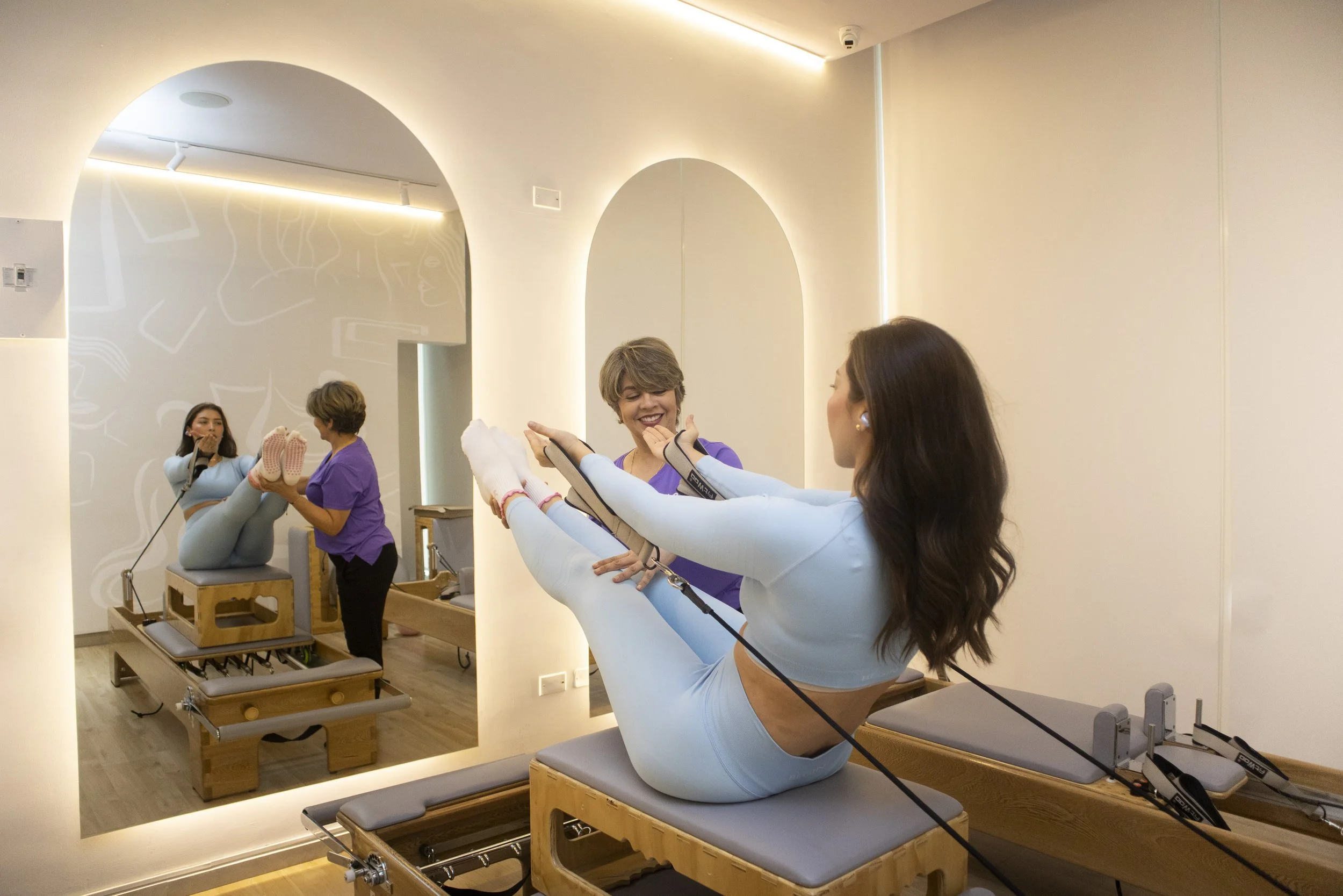 Sesión de Pilates Reformer en Karina Paternina Bienestar, Cartagena