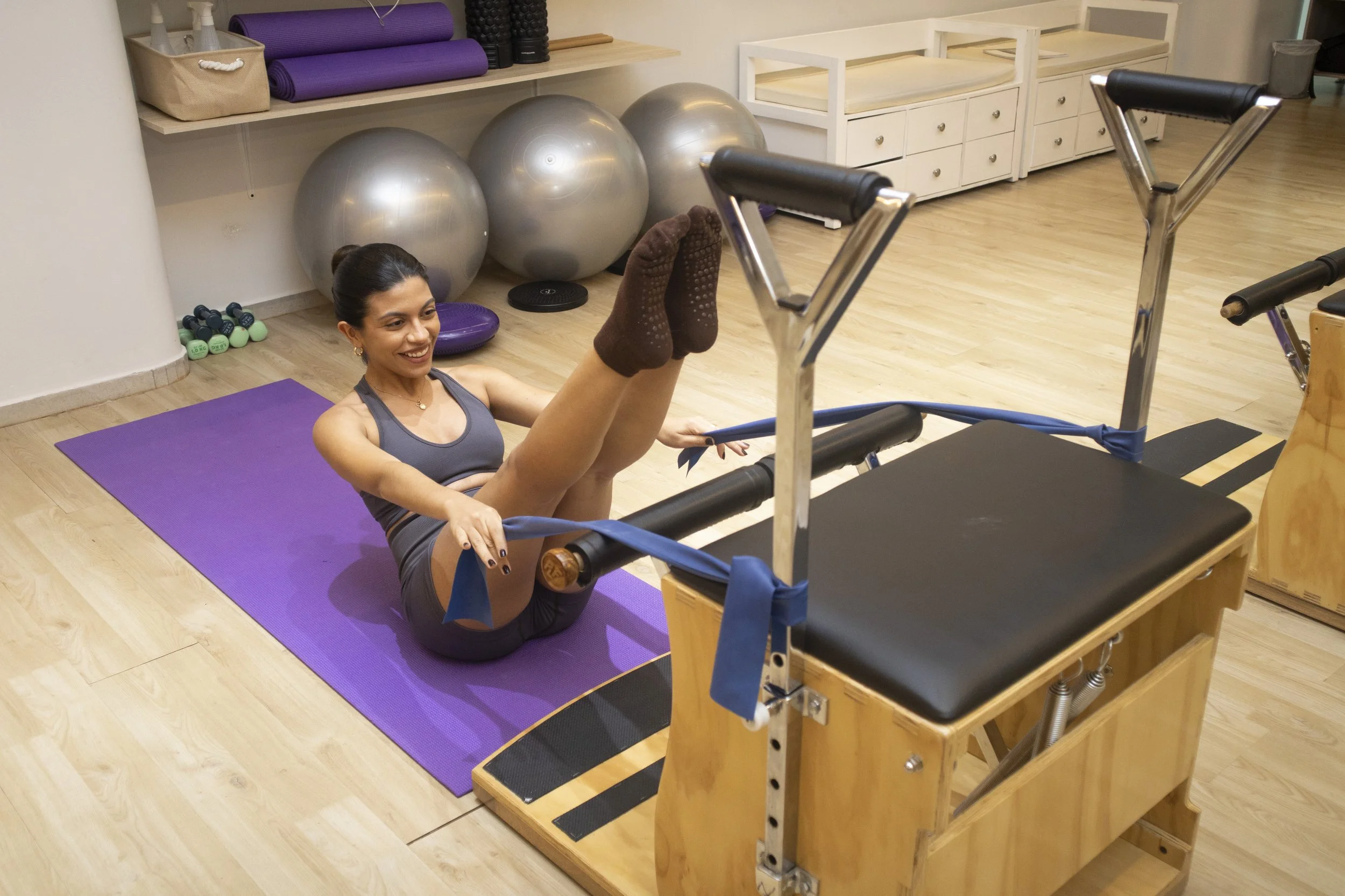 Clase Pilates Silla Wunda Karina Paternina Bienestar