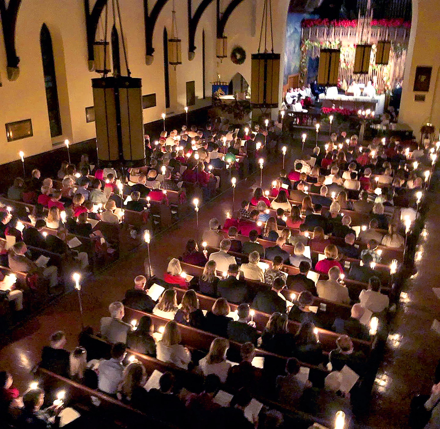 Candlelight service at St. Thomas’ Church Whitemarsh.