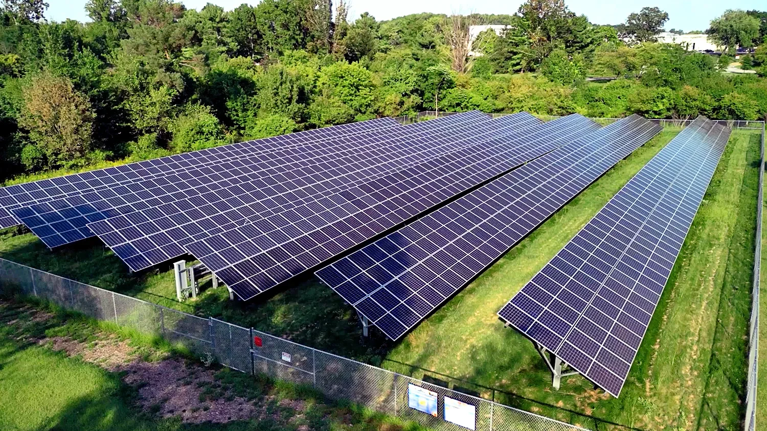 Overhead view of the solar farm at St. Thomas’ Church Whitemarsh.